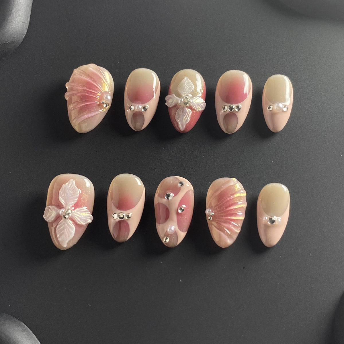Blush Shell Garden short almond press-on nails - view 5