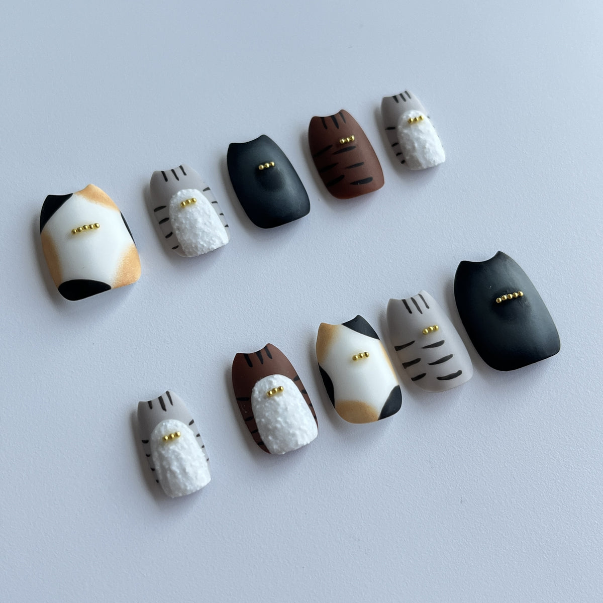 Mocha Geometry short almond press-on nails - view 3