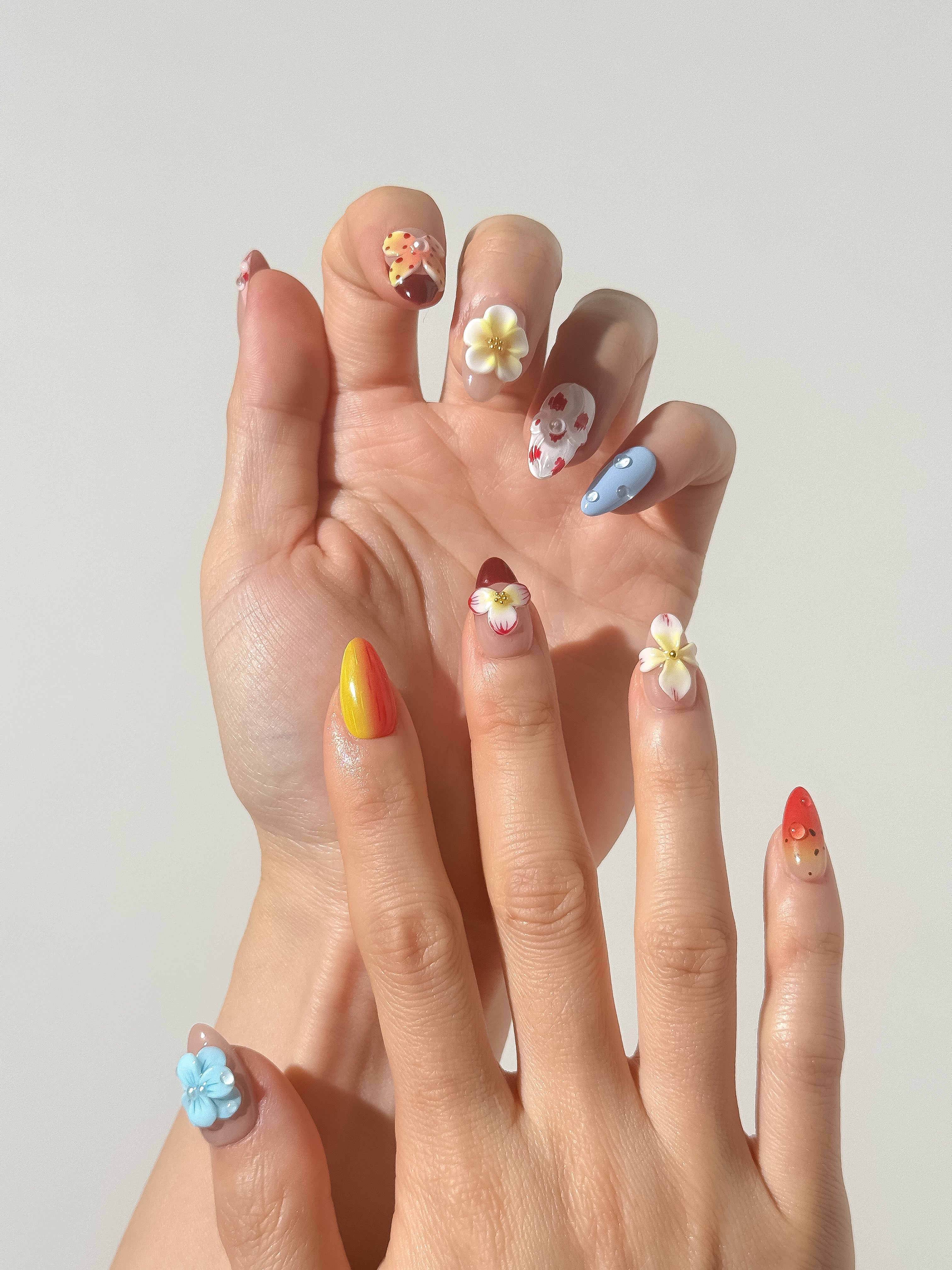 Autumn Reverie press-on nails lifestyle 2