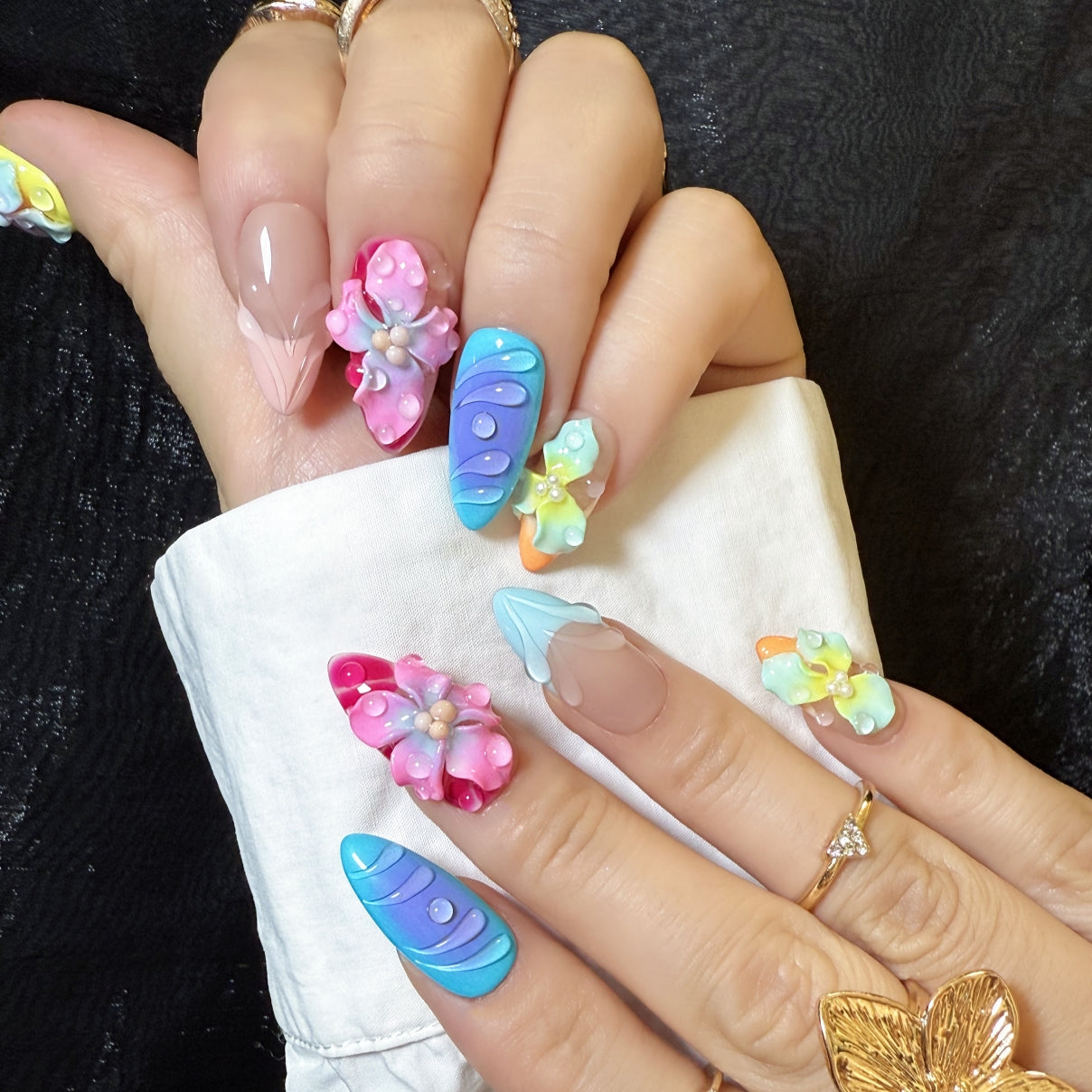 ’Tropical Bloom‘